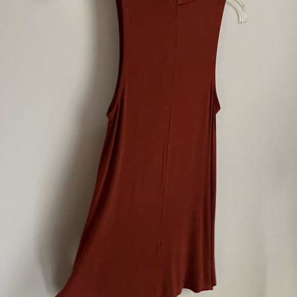 Medium-Russet Sleeveless Top - Picture 6 of 6